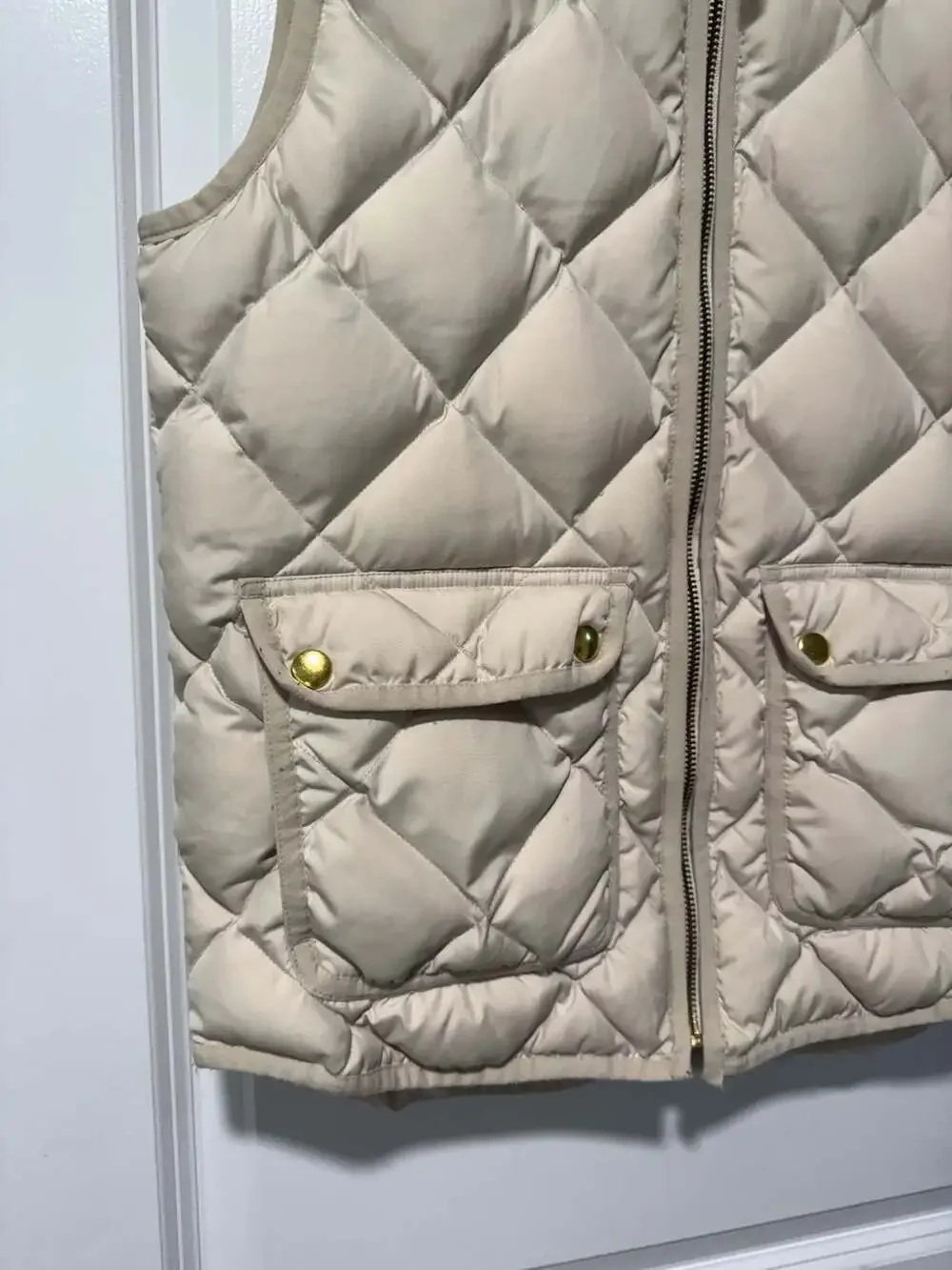 J.Crew Down Puffer Vest Cream Ivory Quilted Gold Snap Pockets Preppy XS